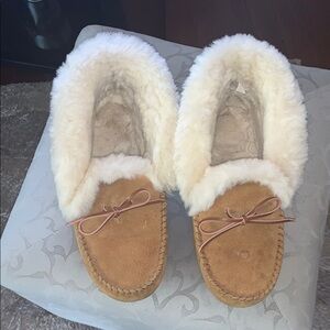 Women Cozy Tan Moccasin Slippers